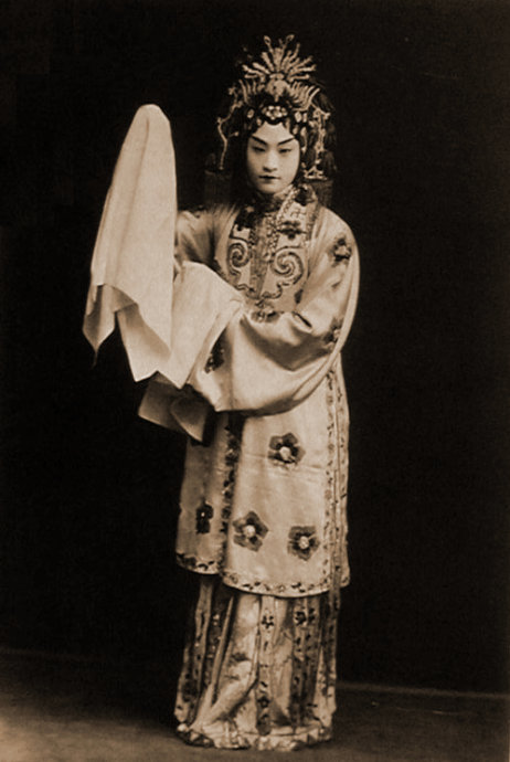  p data-id="gnx8bhm1v5">京剧《梅妃》是 a target="_blank" href="