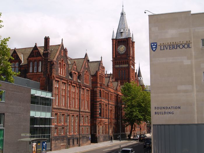 英国利物浦大学