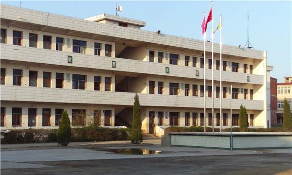 宿松县坝头初级中学