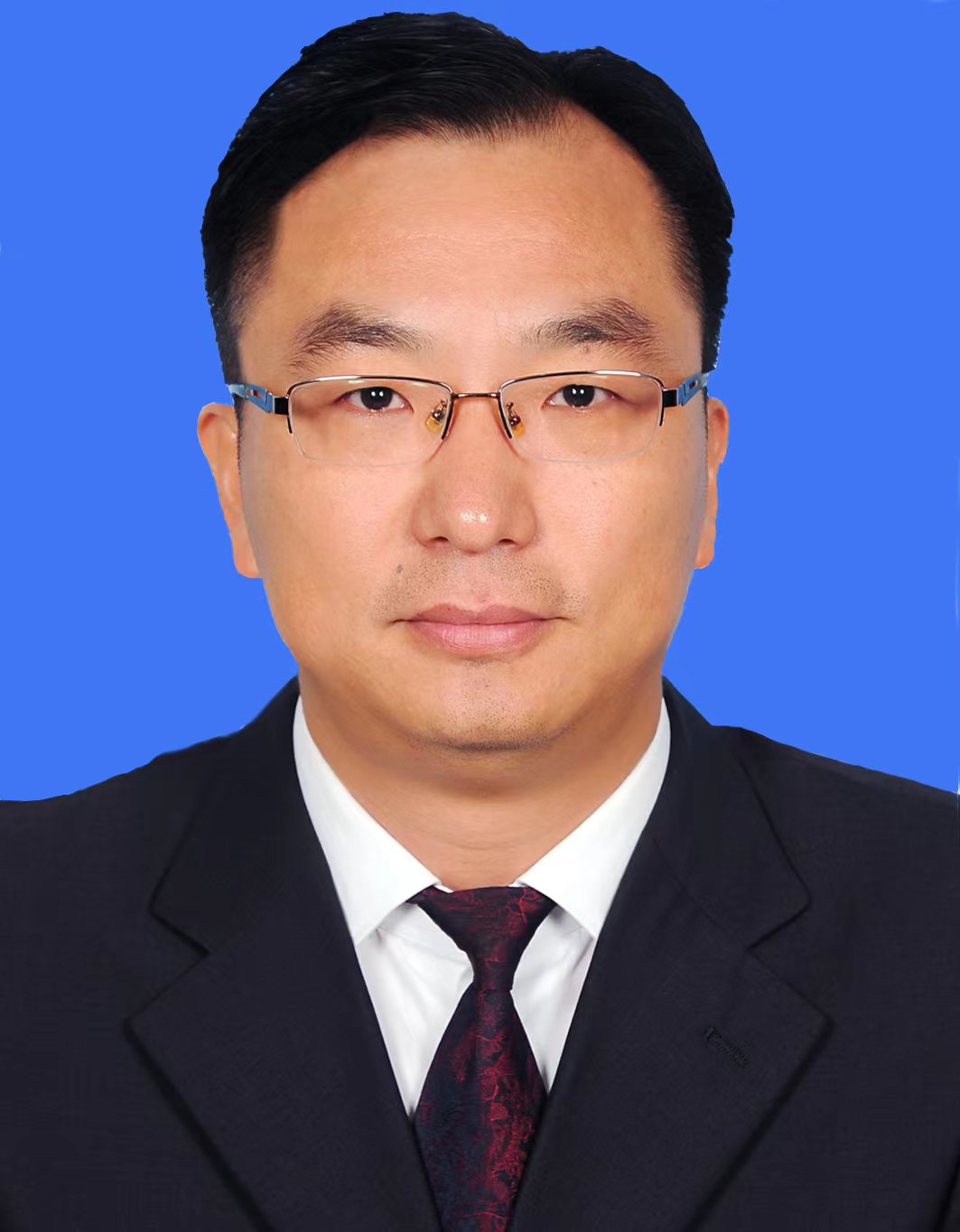 男,现任河南省郑州市管城回族区委常委,区政府常务副区长