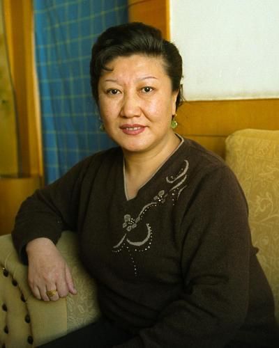 15年前，卖拐又卖车，东北喜剧的铁三角高秀敏不幸离世_百科TA说