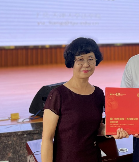  p data-id="tbyxuni6pivr">于飞, a target=