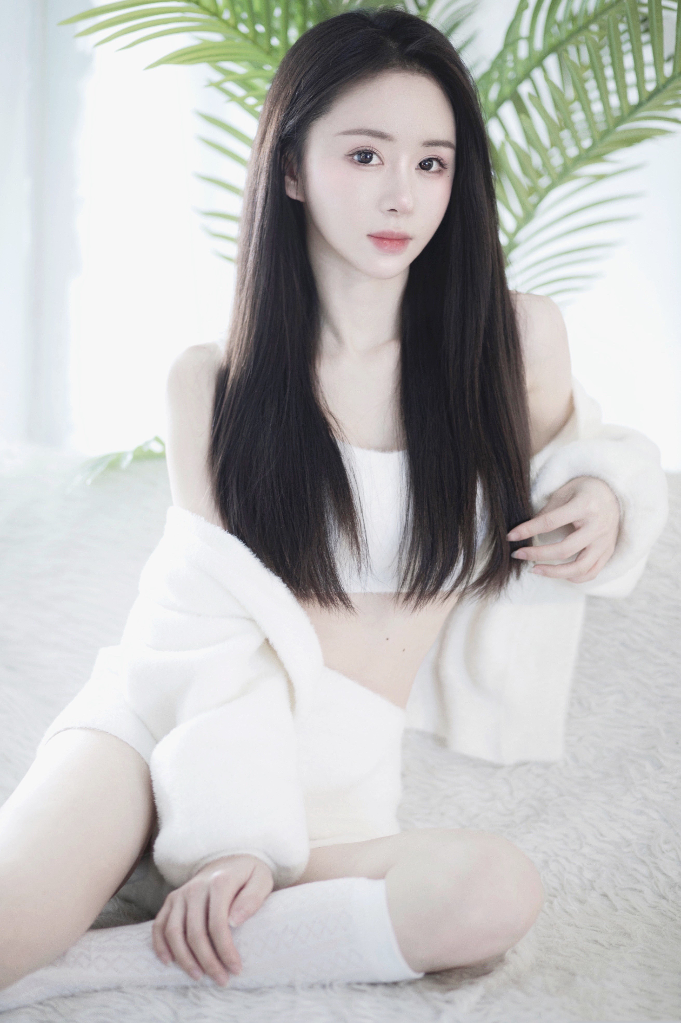  p data-id="gnu9b97h0s">程琳,网络红人,出生于湖北省 a target="