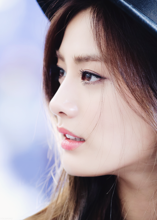 ">林珍娜(nana),1991年9月14日出生于韩国忠清北道清州市,韩国女歌手