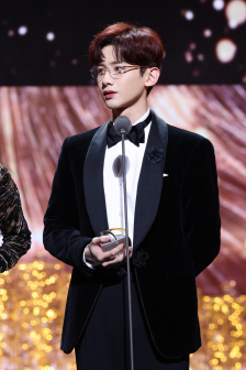 白敬亭（中国内地影视男演员）_百度百科