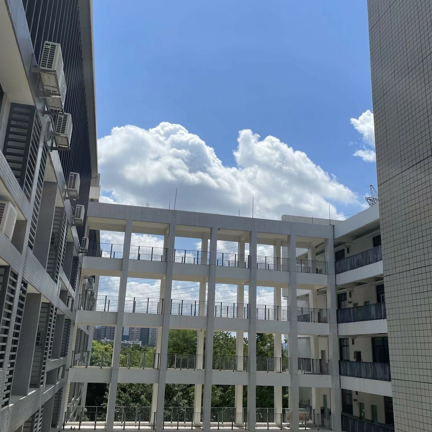 深圳市宝安中学