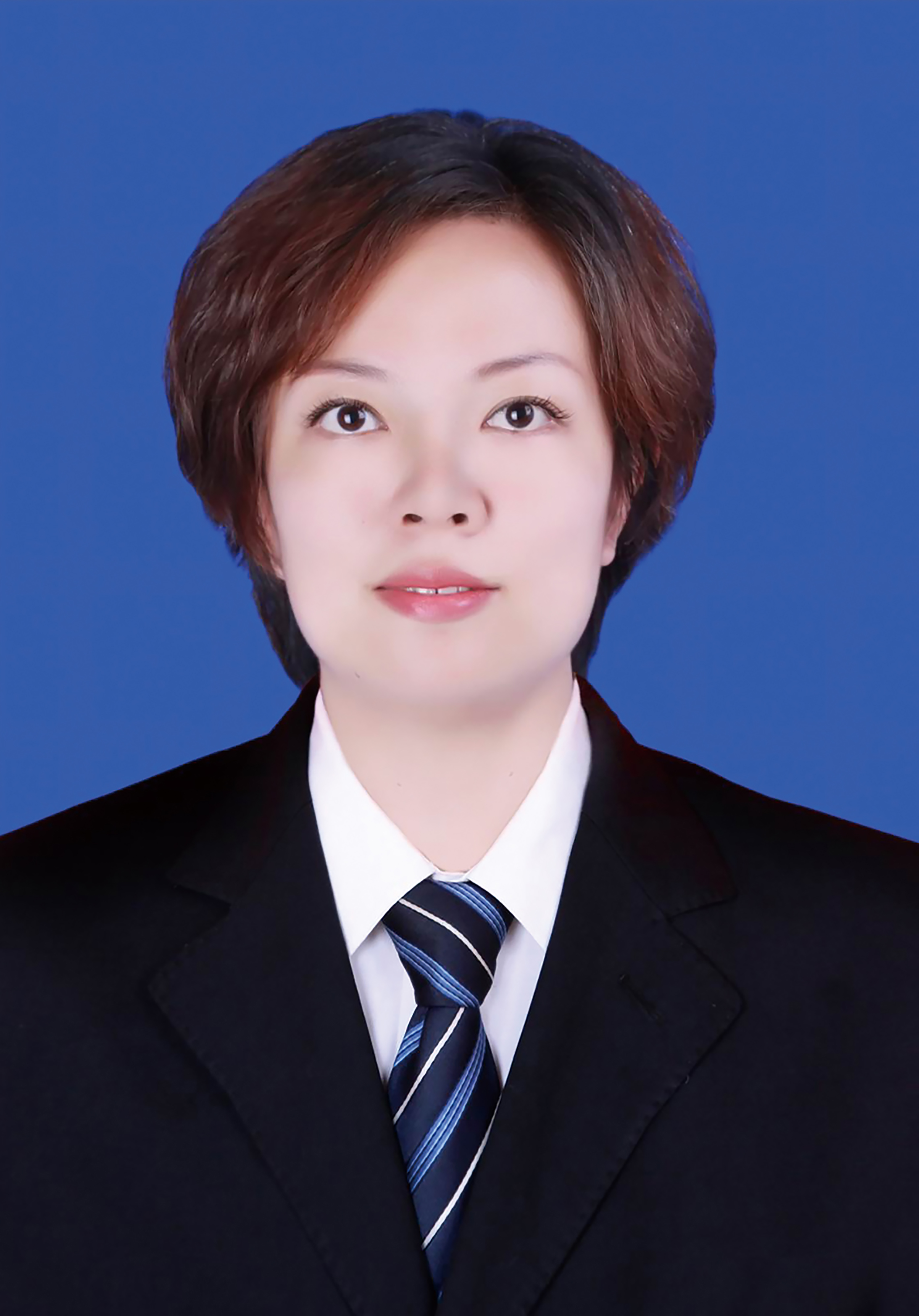 女,现任贵州省荔波县茂兰镇党委副书记,镇长提名人选