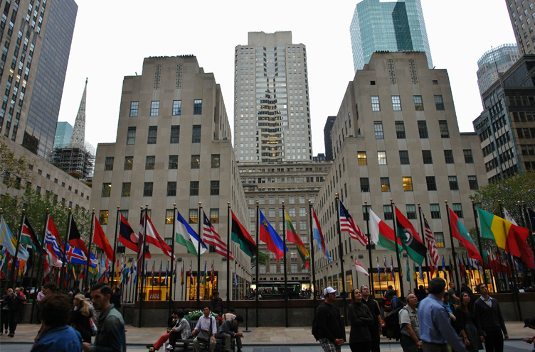  p>克利夫兰财团是美国中西部的大垄断资本财团,业务以基础工业为主