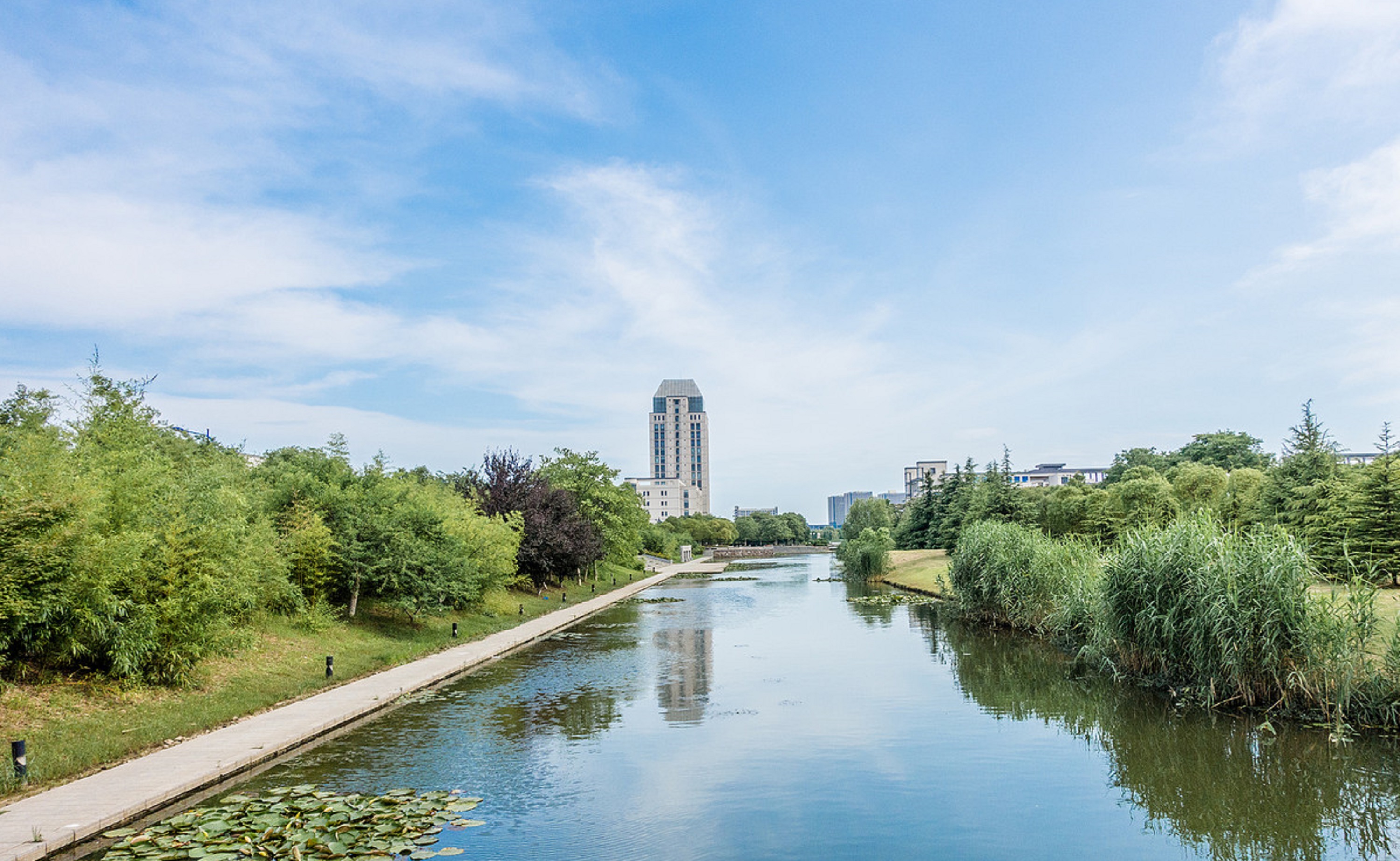  p>江南大学(jiangnan university),坐落于 a target="_blank" href="