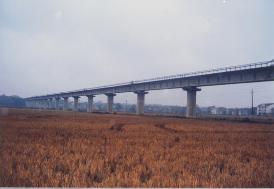 shimen-changsha railway),简称石长线,是一条连接湖南省常德市石门县