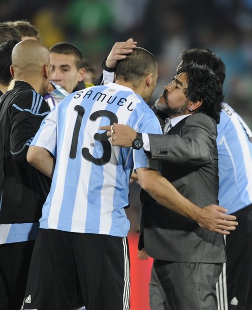 瓦尔特·萨穆埃尔