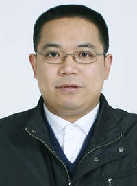 江存富