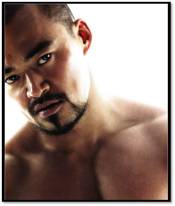  p>王巍,内地青年演员,1980年12月24日出生于河南南阳,明星教练.