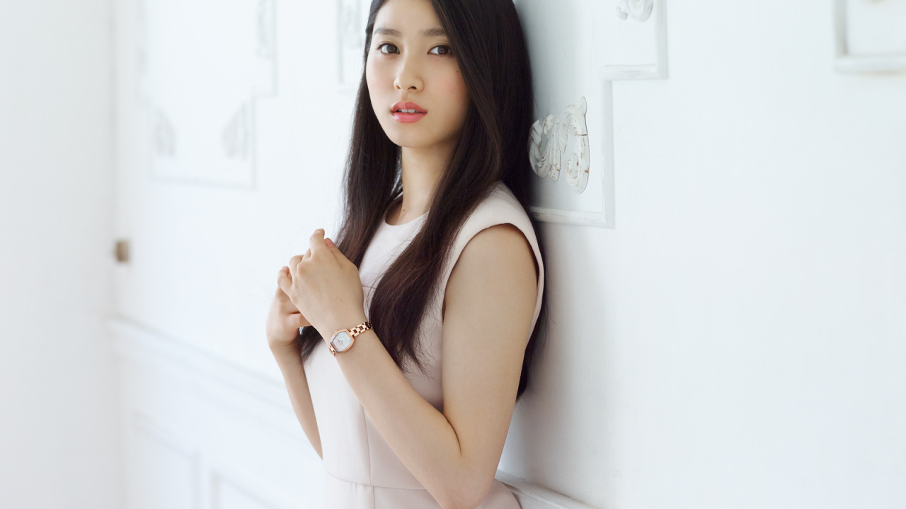  p>土屋太凤 i>(つちや たお,tsuchiya  tao /i>),日本女演员,模特