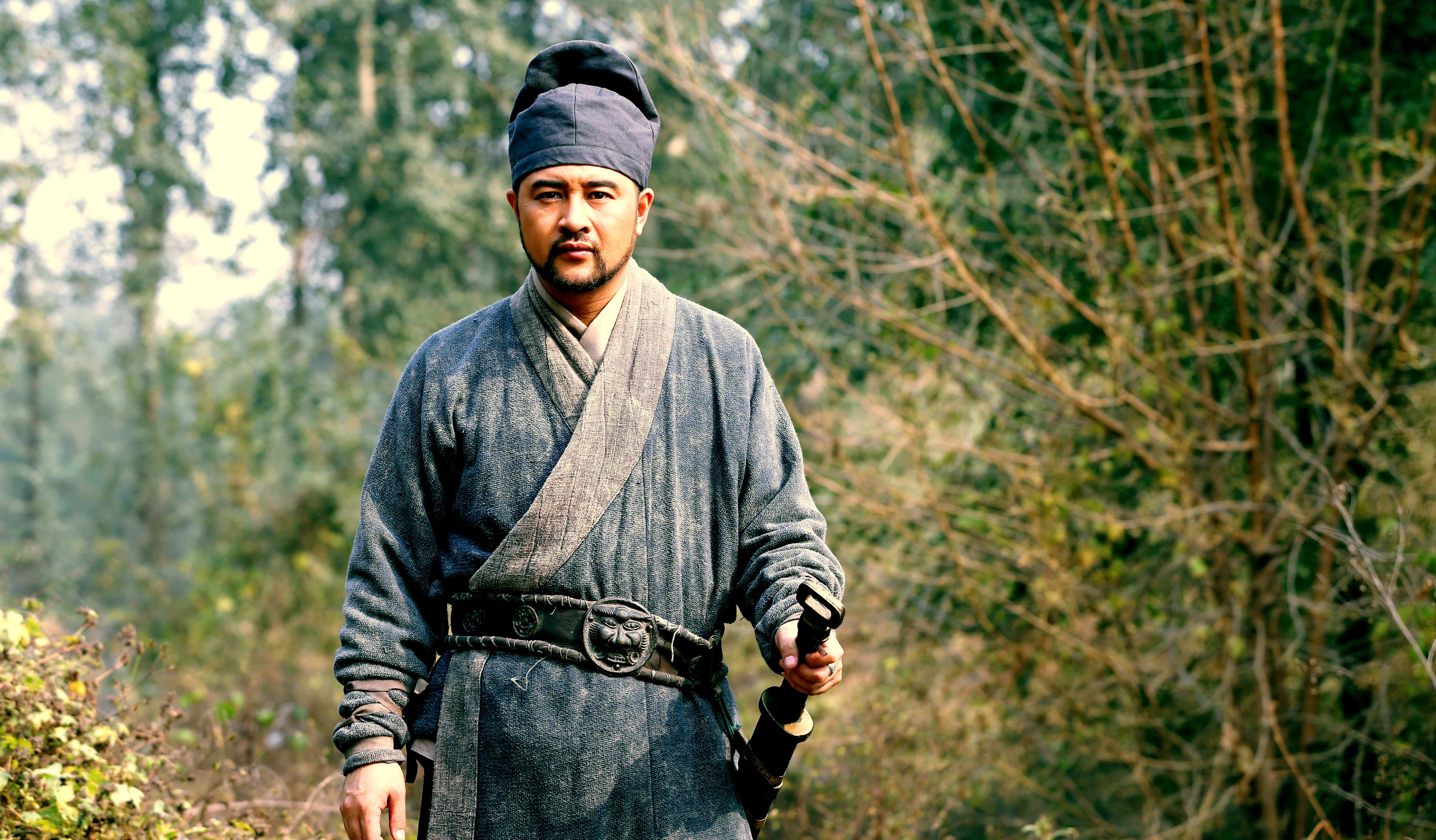 年3月15日出生于黑龙江省五常市,毕业于北京电影学院,中国内地男演员