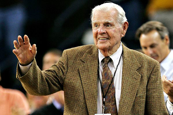 walter kennedy 贡献者 - thomas barlow player 1979 教练 everet