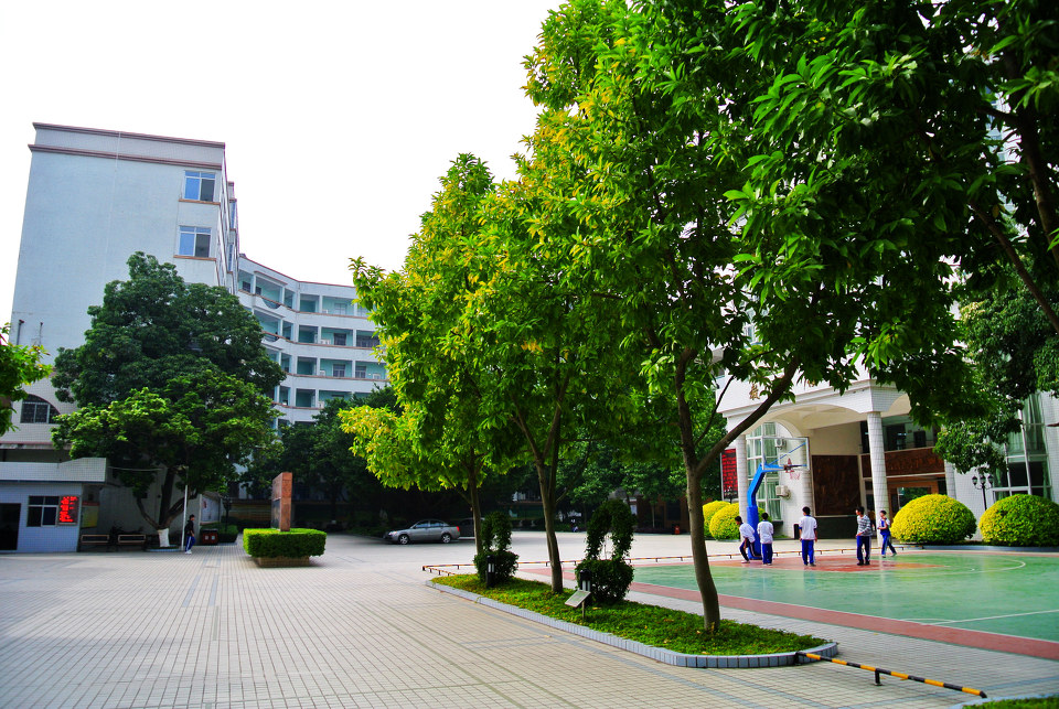 潮州市南春中学