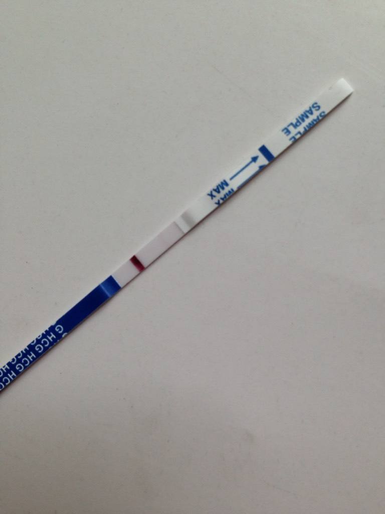  p>早孕测试纸是一种可以检验女性是否怀孕的工具.