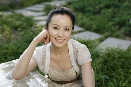  p>席与立,出生于江苏省南京市,毕业于 a target="_blank" href="