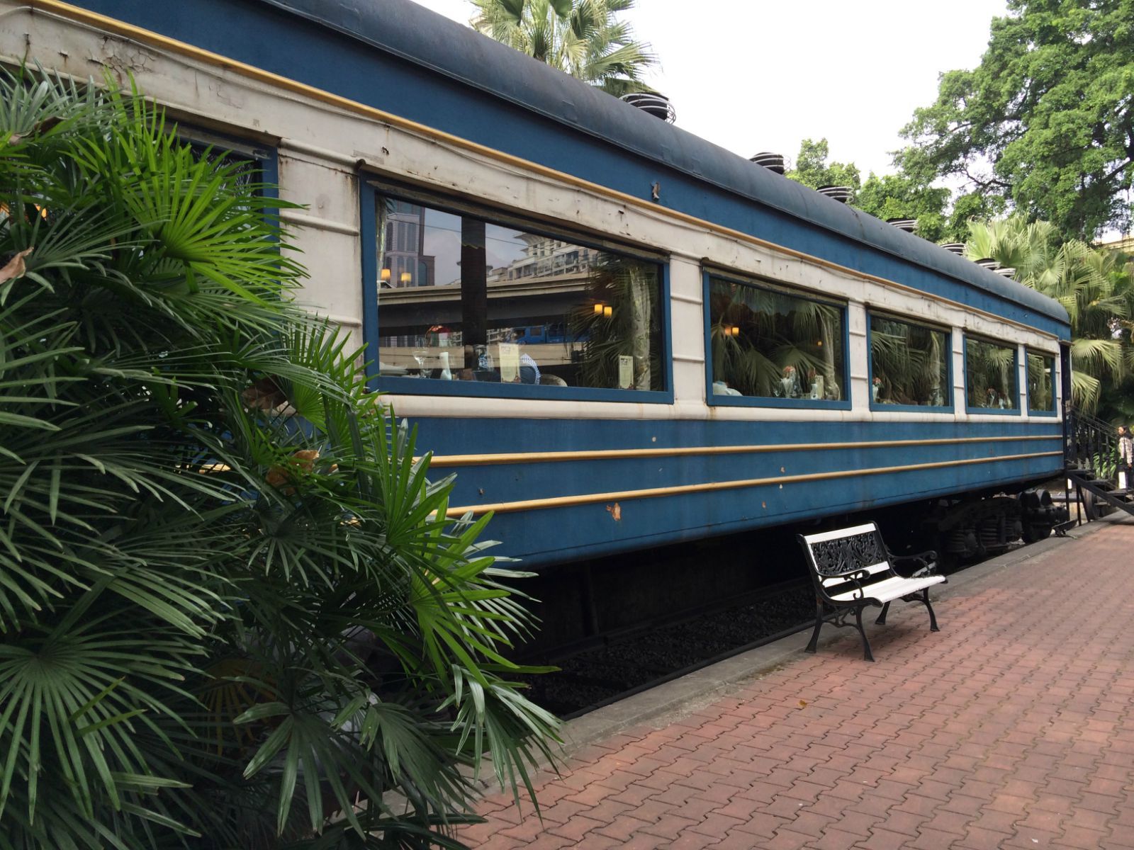 火车头新越餐厅