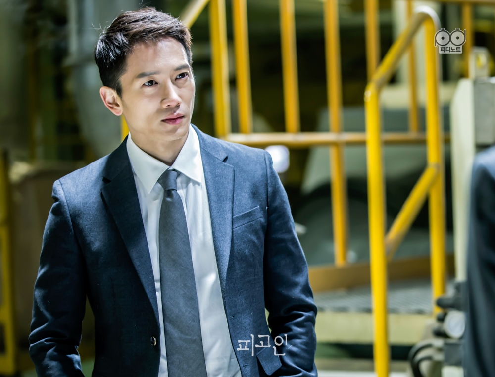 >朴正宇是电视剧《 a target="_blank" href="/item/被告人/19850815"