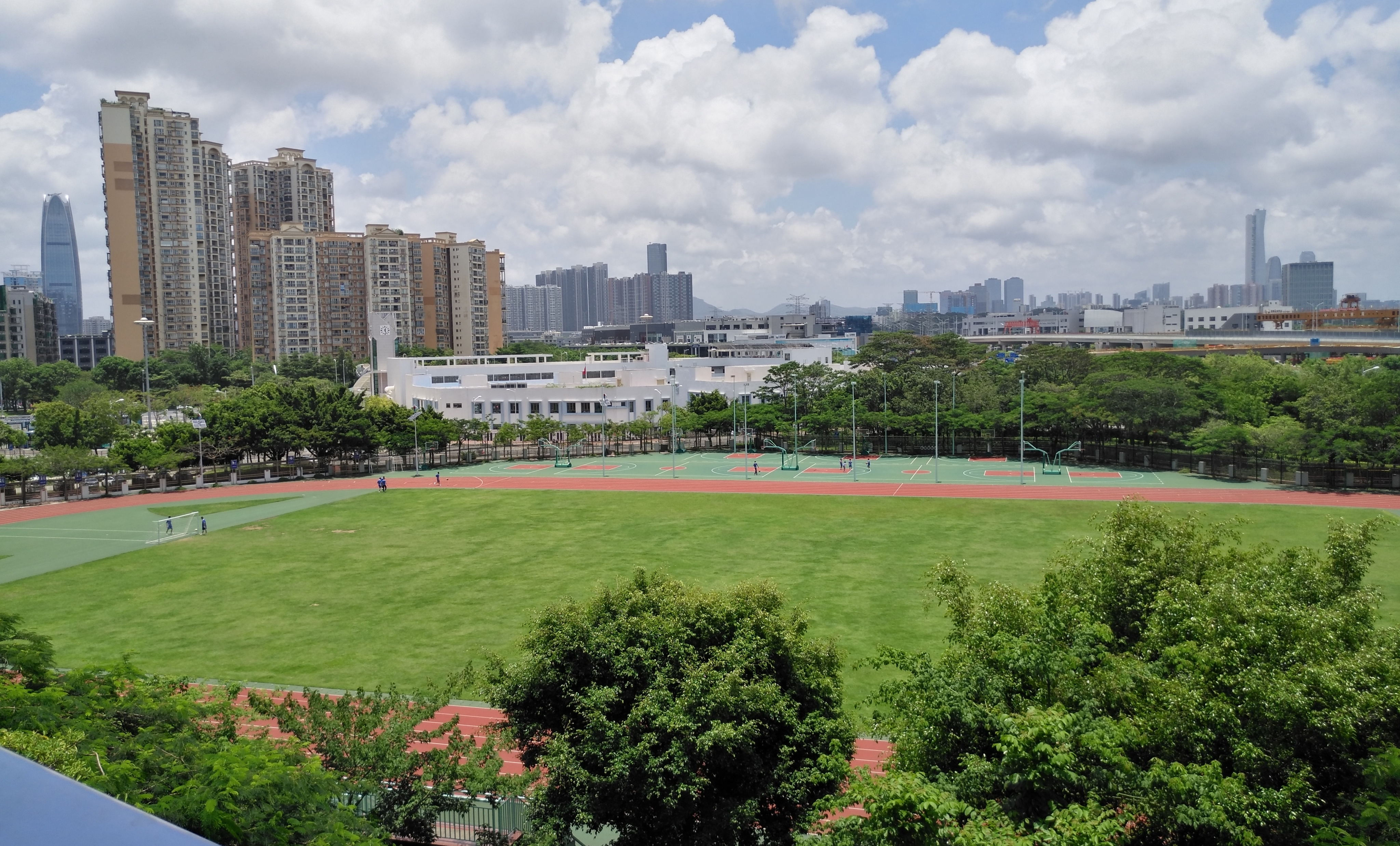 深圳市宝安实验学校