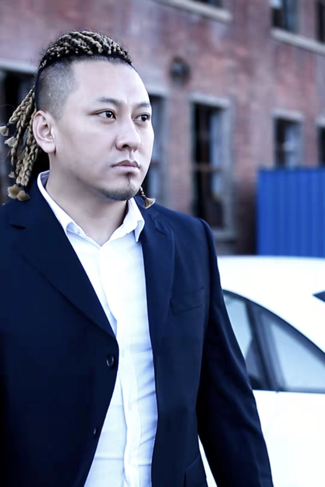  p data-id="t0vyvc7yauhf">杨震,汉族,中国内地男演员,毕业于上海