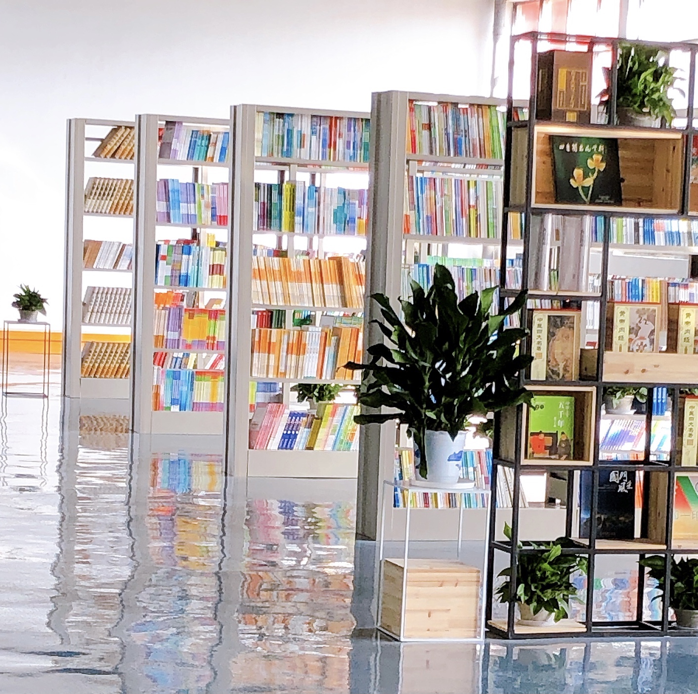  p>吉安井冈山技工学校是国家级井冈山经济技术开发区重点招商引资的