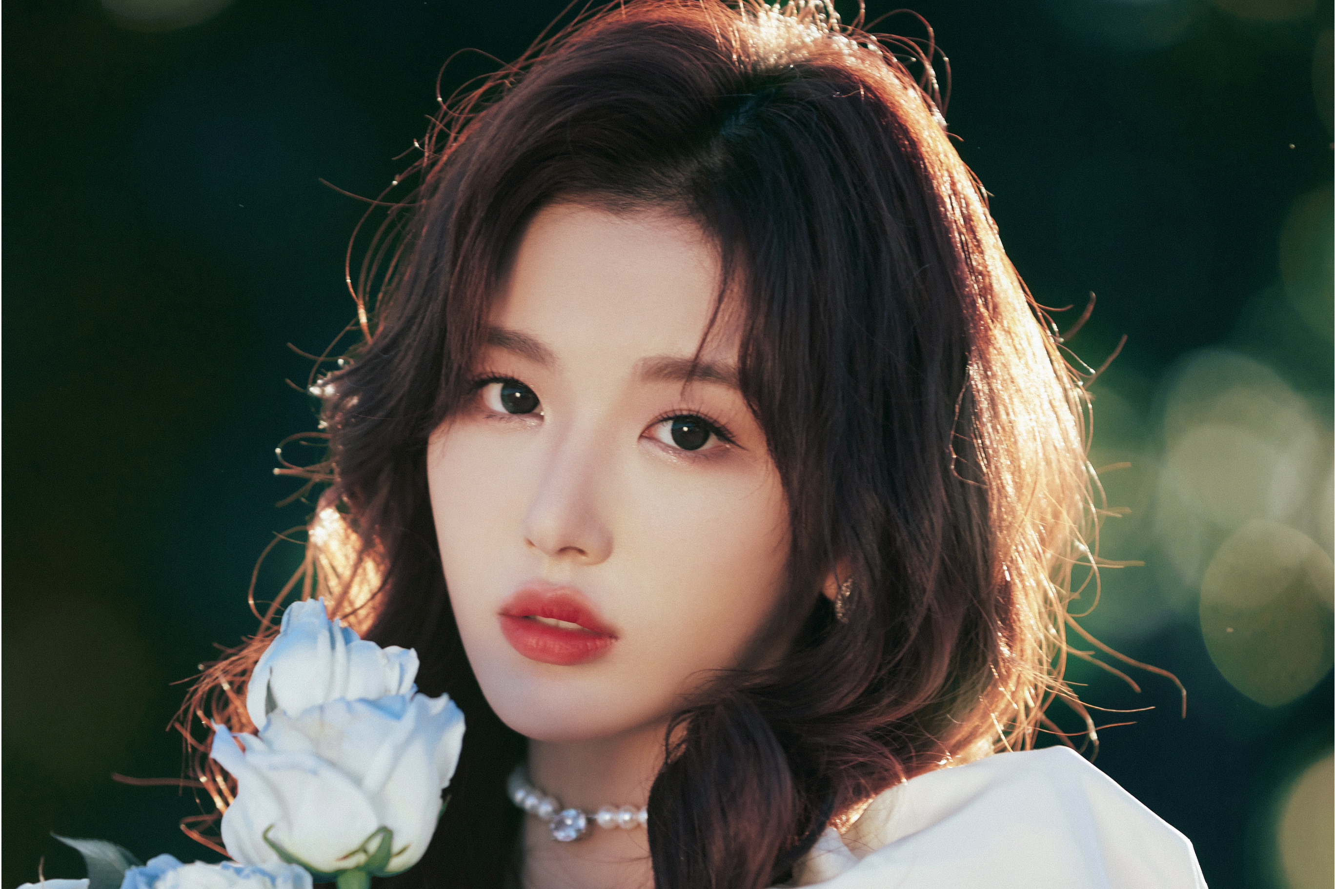  p>孔雪儿,1996年4月30日出生于湖北省潜江市,中国内地女歌手,女演员