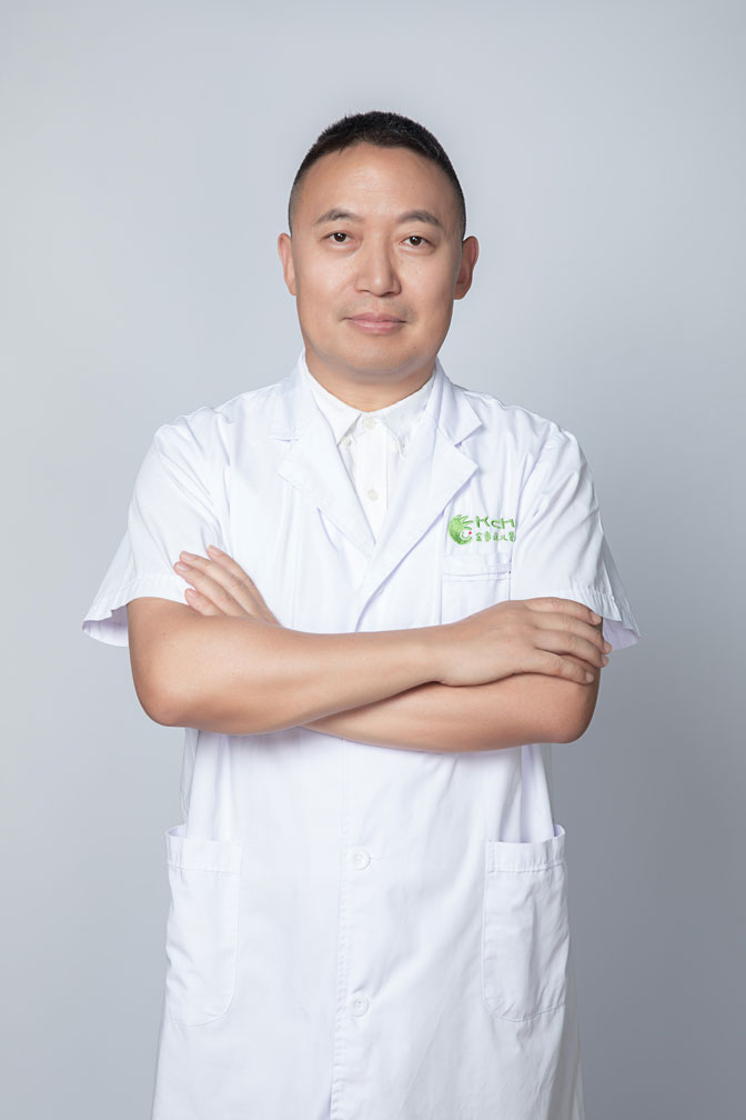 何晓东,男,<span class="ref" data