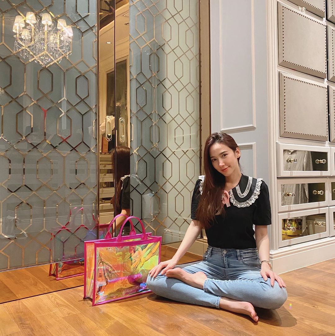  p>帕德容琶·砂楚(patcharapa chaichua),1978年12月5日出生于泰国