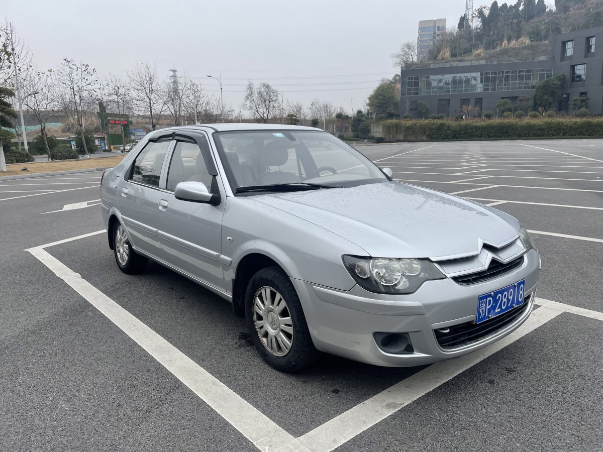  p>2012款爱丽舍三厢1.6l自动科技型是东方雪铁龙公司开发的一款汽车.