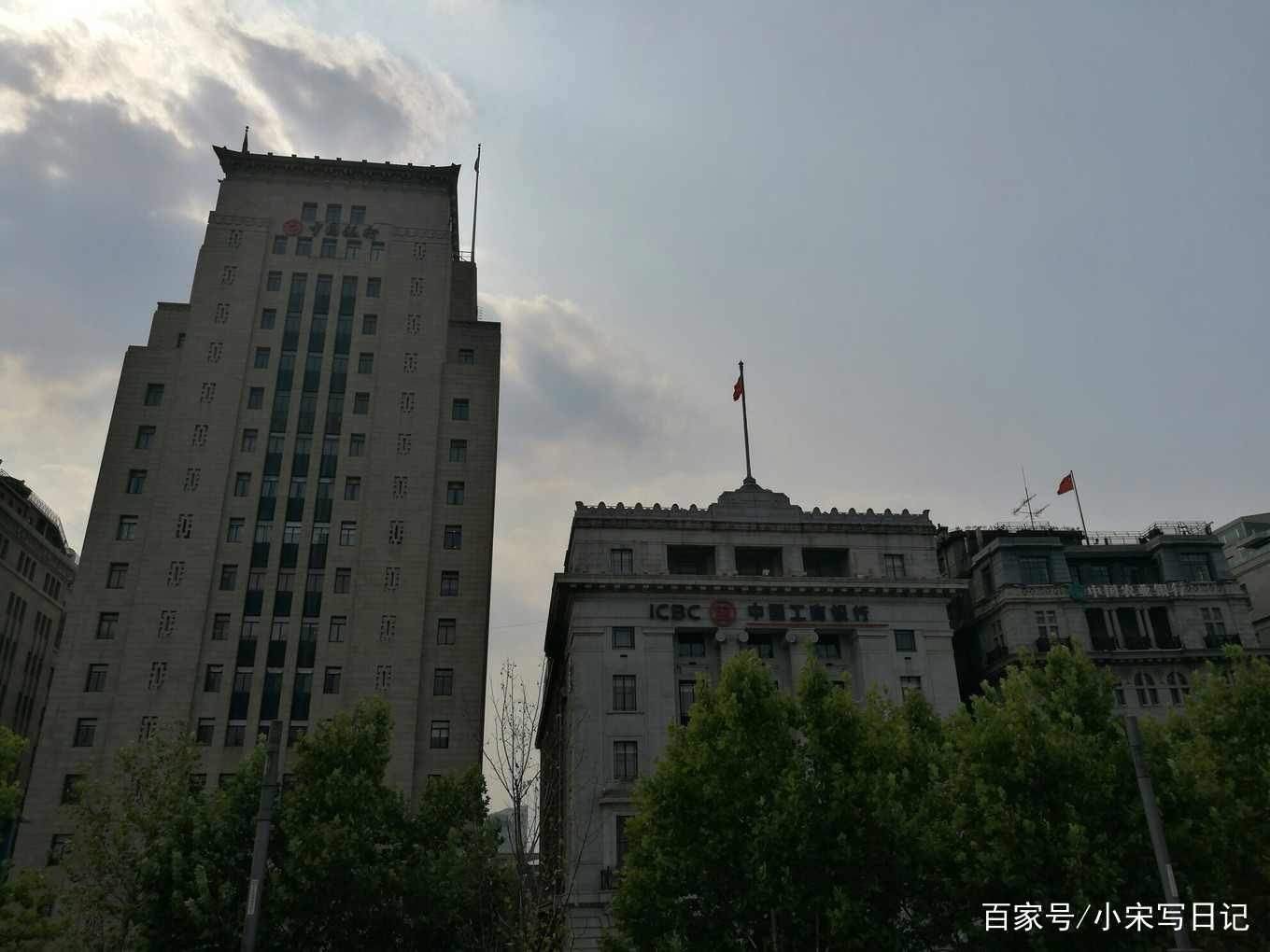 游记：打卡寸土寸金的上海外滩_百科TA说