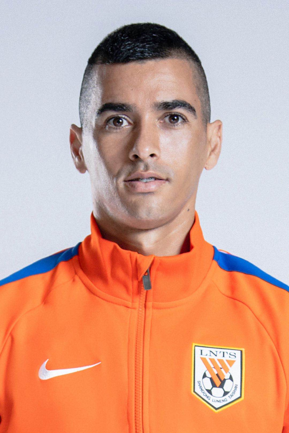 莱昂纳多·罗德里格斯·佩雷拉