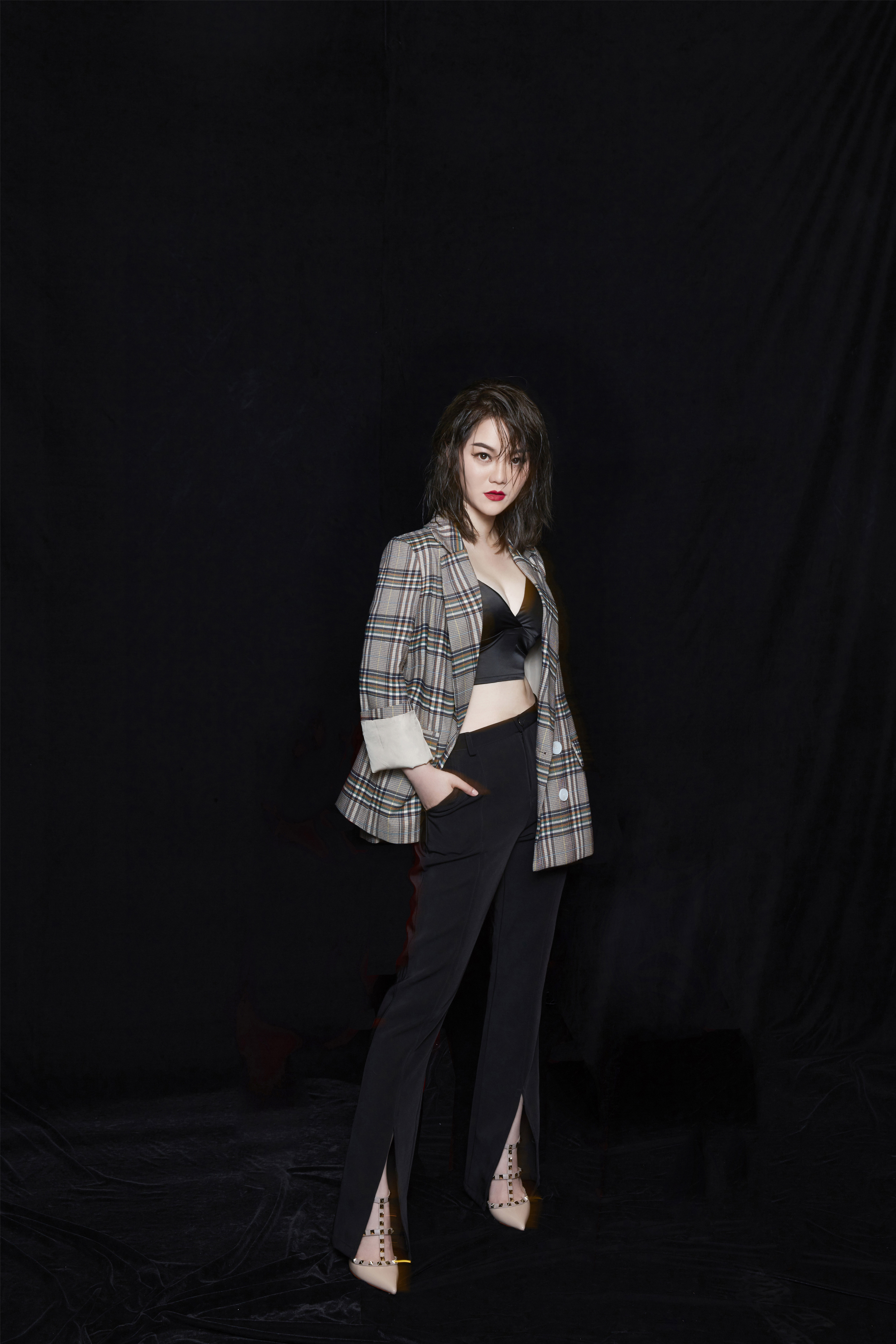  p data-id="gnfb1vep05">王理文,中国内地女歌手.