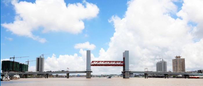  p>瓯南大桥(ounan bridge),又称鳌江三桥,是中国浙江省温州市境内