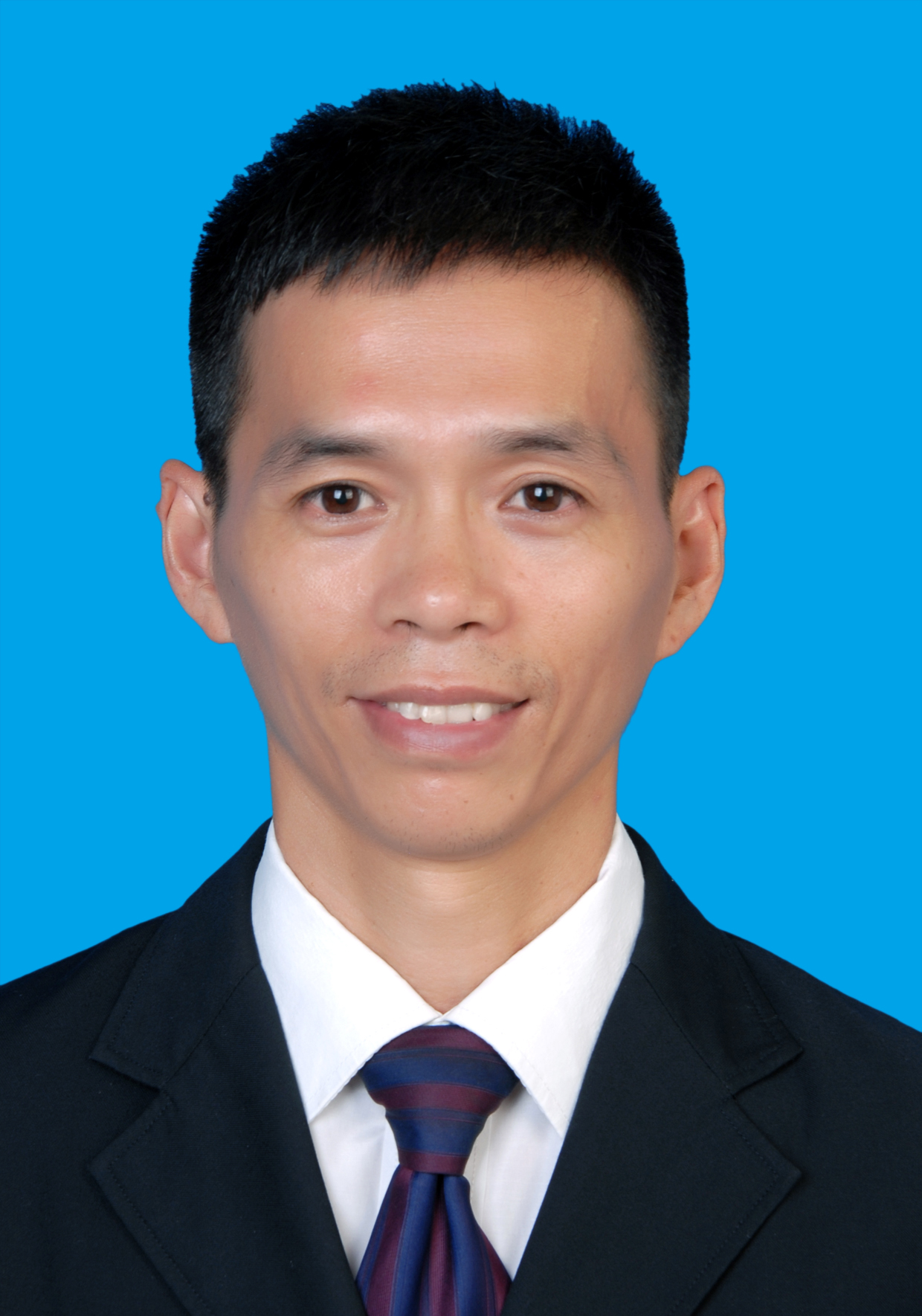 class="ref" data-ctrid="sikqrzv9mlih">章峰,浙江省青田县东源镇副