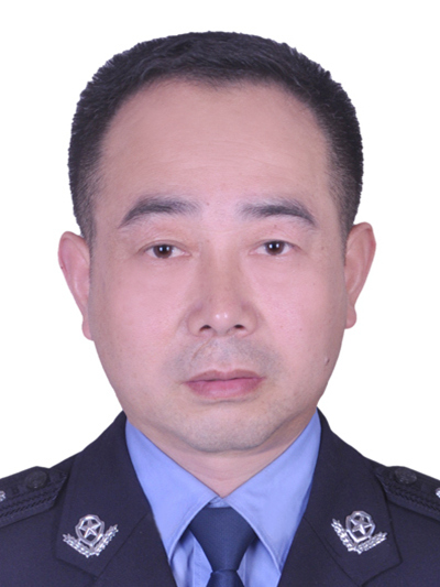 王斌