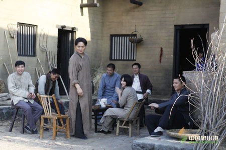 《开天辟地》是首部全景式展现第一次国内革命战争壮丽画卷的电视剧