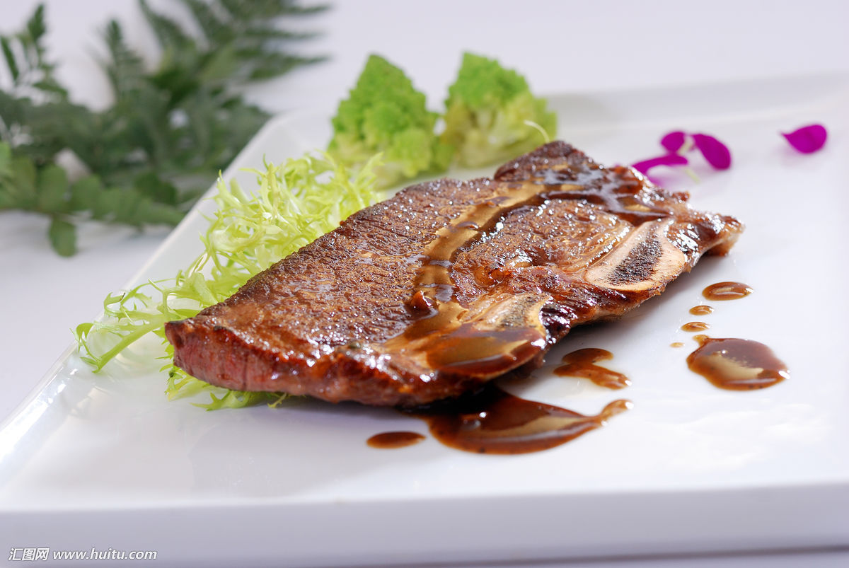 香煎黑椒牛仔骨