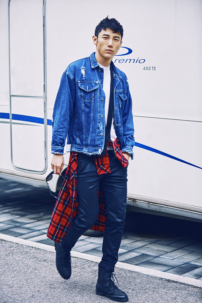  p data-id="gnx8pbtcpm">丁一(dustin),1988年