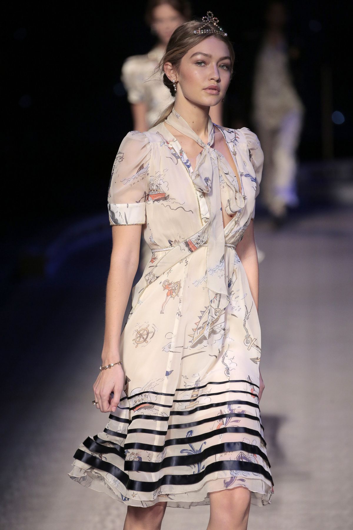  p>吉吉·哈迪德 (gigi hadid) 1995年4月23日生于美国 a href="#"