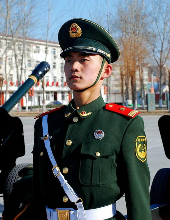 中国第32代礼炮兵