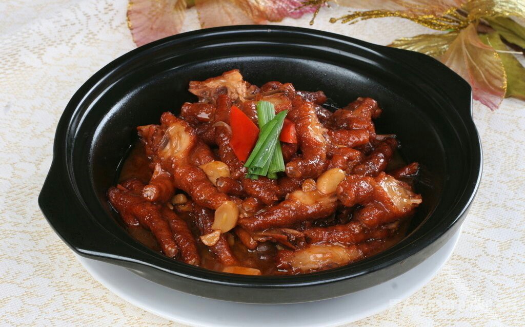 花生炖凤爪