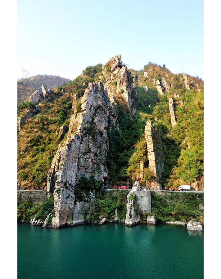 洞口塘位于<a target="