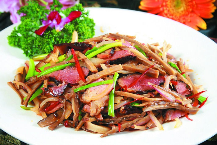 烟笋炒腊肉