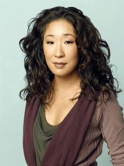  p>吴珊卓(sandra oh),1971年7月20日出生于加拿大安大略省渥太华市内