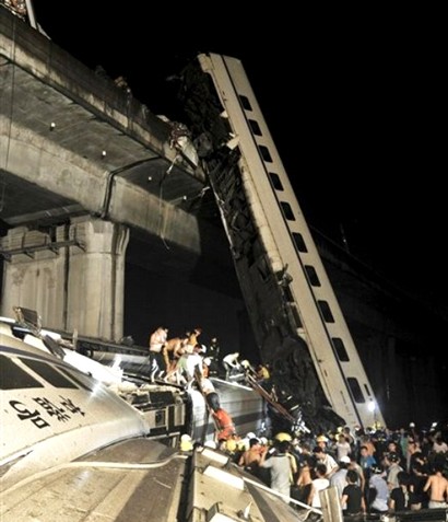 7·23杭州至温州动车脱轨事件