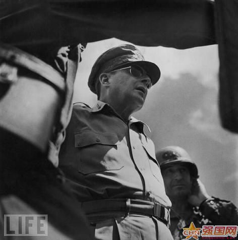  p>伯纳德·劳·蒙哥马利(bernard law montgomery,1887年11月17日