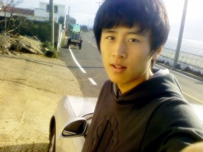  p>具滋哲,1989年2月27日出生于韩国,韩国足球运动员,场上司职中场, a